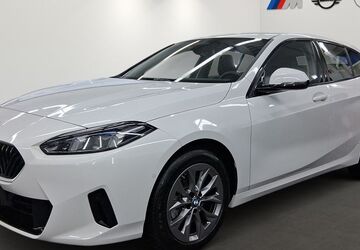 BMW 120 12.343 km 28.990 &euro; München 81827