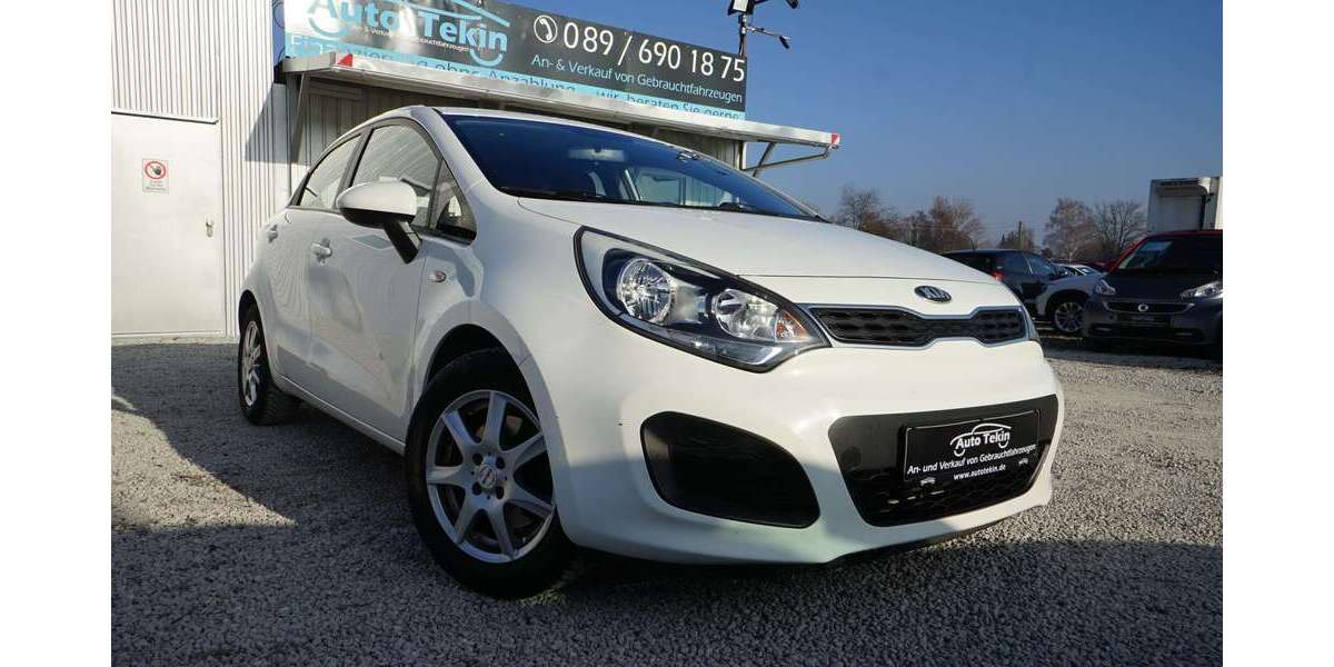 Kia Rio 146.386 km 4.950 &euro; München 81829