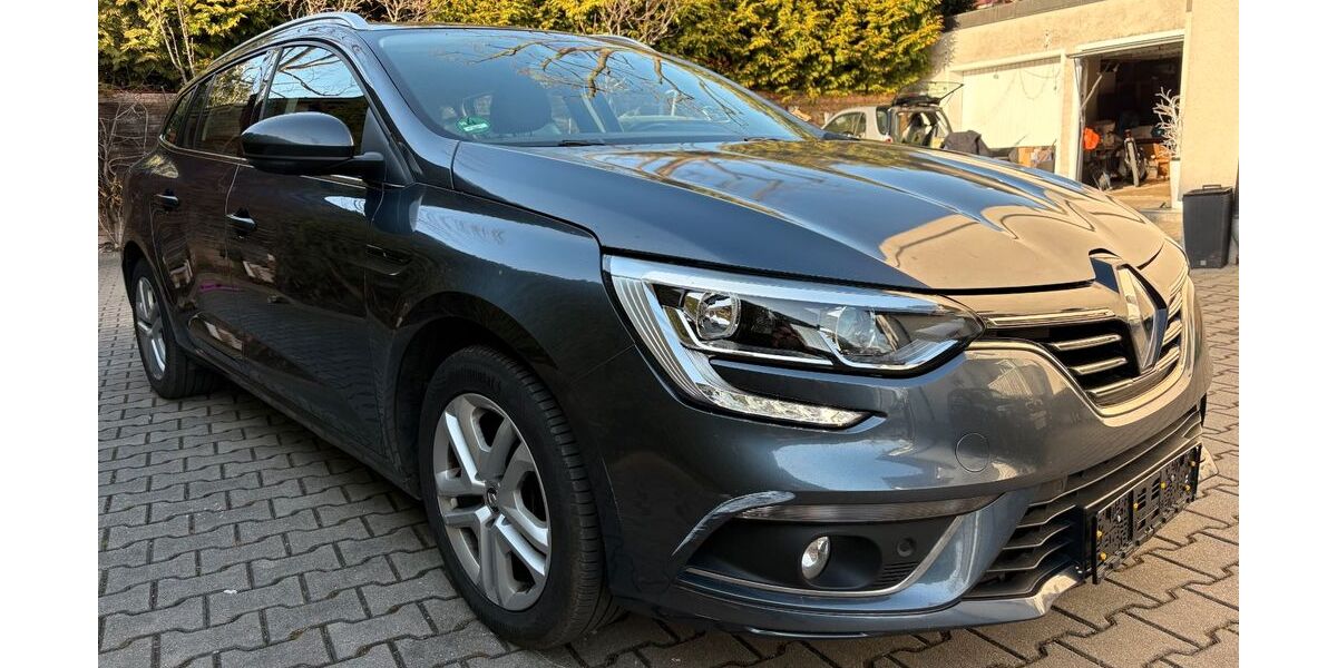 Renault Megane 124.600 km 9.890 &euro; Puchheim 82178
