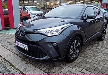 Toyota C-HR 4.988 km 25.990 &euro; München 81677