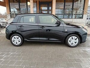 Suzuki SWIFT CLUB HYBRID 14.297 km 15.460 &euro; Höhenkirchen-Siegertsbrun 85635