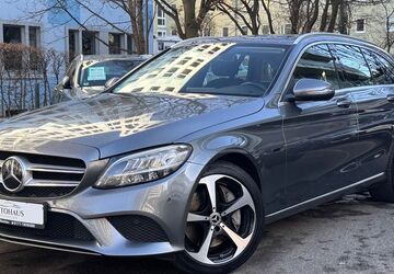 Mercedes-Benz C 300 179.859 km 17.999 &euro; München 80636