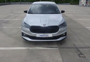 Skoda Fabia 10.000 km 23.300 &euro; München 80686