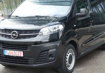 Opel Vivaro 59.870 km 19.995 &euro; München 81829