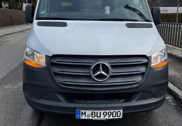 Mercedes-Benz Sprinter 195.000 km 18.550 &euro; Munchen 85716