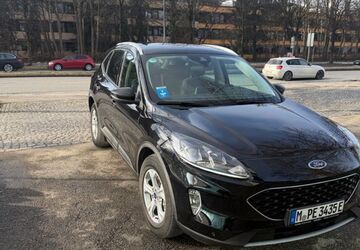Ford Kuga 30.500 km 17.500 &euro; Olching 82140