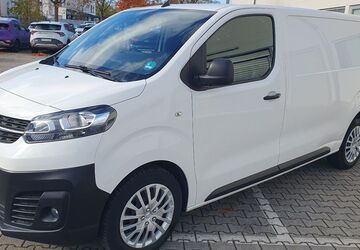 Opel Vivaro 125.000 km 13.900 &euro; München 81825