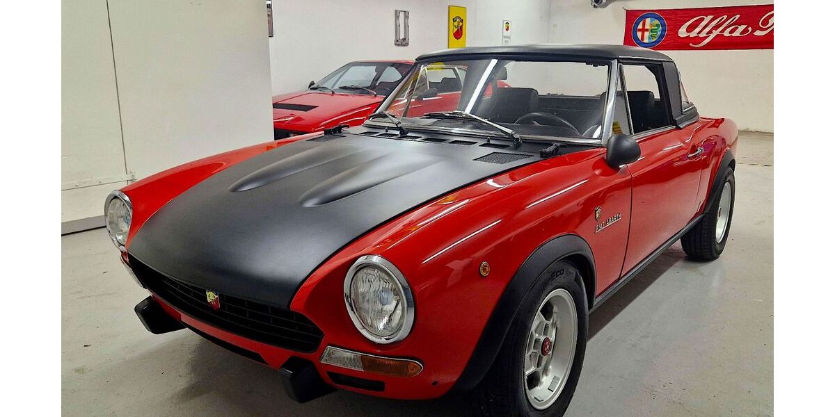 Fiat 124 Spider 72.011 km 38.500 &euro; Starnberg 82319