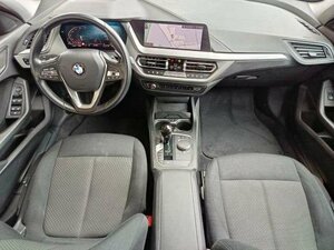 BMW 118 i Advantage Steptronic |NAVI|Kamera|SHZ|LED| 75.511 km 20.960 &euro; Höhenkirchen-Siegertsbrun 85635