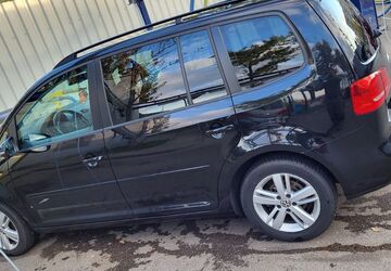 VW Touran 207.000 km 8.200 &euro; München 81541