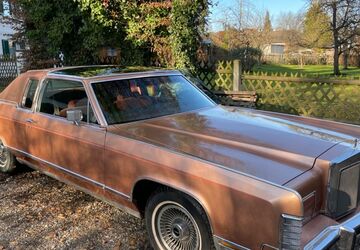 Lincoln Continental 70.000 km 7.500 &euro; Gilching 82205