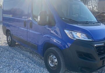 Opel Movano 179.847 km 10.990 &euro; München 81379