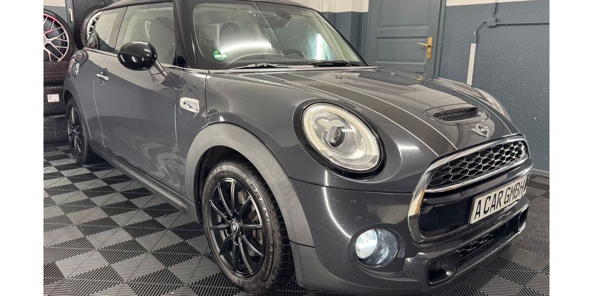 Mini Cooper S 163.387 km 12.990 &euro; München 81243