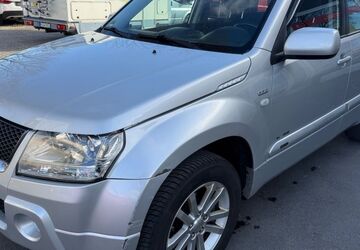 Suzuki Grand Vitara 82.000 km 6.900 &euro; München Trudering-Riem 81825