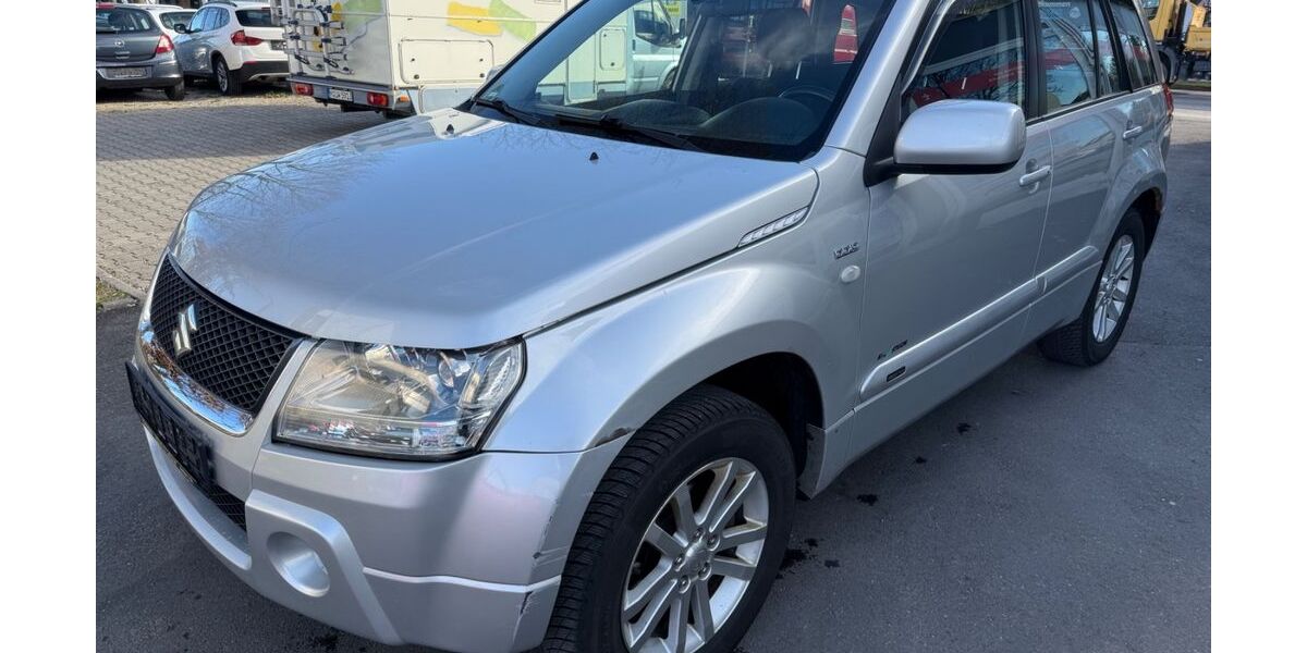Suzuki Grand Vitara 82.000 km 6.900 &euro; München Trudering-Riem 81825
