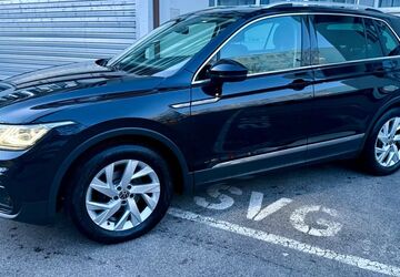 VW Tiguan 112.122 km 25.490 &euro; München 80636