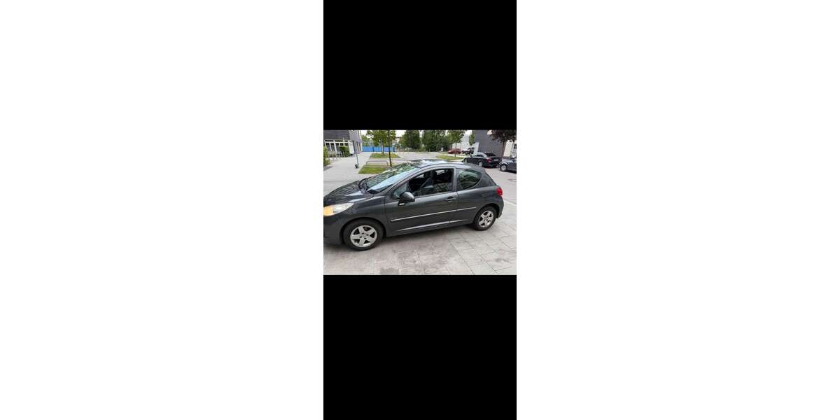 Peugeot 207 108.000 km 2.500 &euro; München, Landeshauptstadt 81927