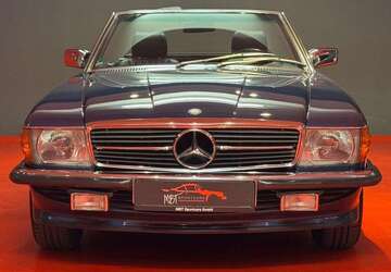 Mercedes-Benz 300 58.072 km 89.900 &euro; München 80538