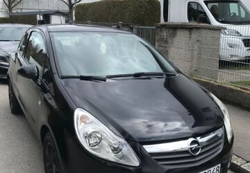 Opel Corsa 116.000 km 2.850 &euro; München 81739