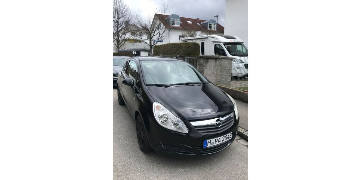 Opel Corsa 116.000 km 2.850 &euro; München 81739