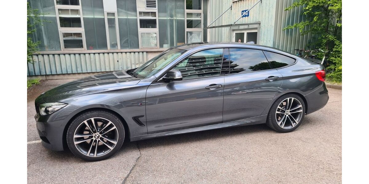 BMW 330 Gran Turismo 202.000 km 15.700 &euro; München 81539