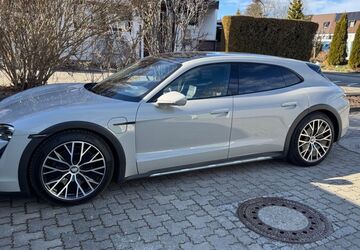 Porsche Taycan 48.000 km 60.900 &euro; Zorneding 85604