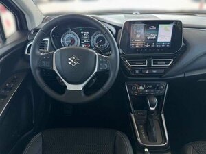 Suzuki SX4 S-Cross S-CROSS 1.5 COMFORT+ ALLGRIP AGS 4.000 km 27.990 &euro; Höhenkirchen-Siegertsbrun 85635