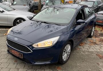 Ford Focus 80.900 km 7.950 &euro; München 81243