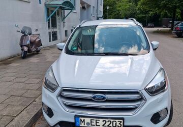 Ford Kuga 168.000 km 9.300 &euro; MÜNCHEN 80937