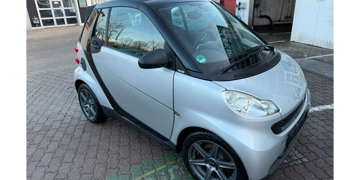Smart ForTwo 51.701 km 5.490 &euro; München 81827