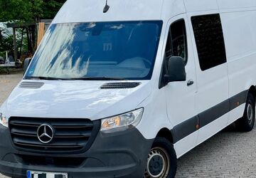 Mercedes-Benz Sprinter 195.000 km 24.990 &euro; München 81827