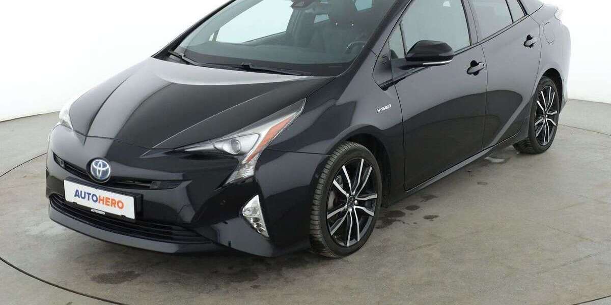 Toyota Prius 109.184 km 17.990 &euro; Neufahrn 85375
