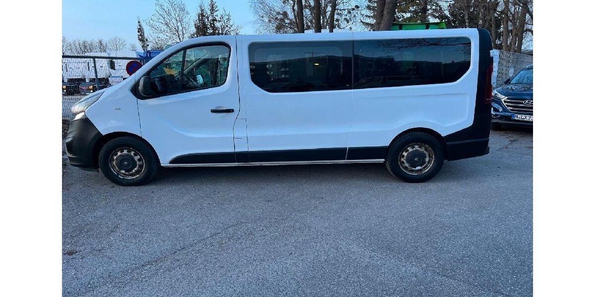Opel Vivaro 380.636 km 7.500 &euro; München 80995
