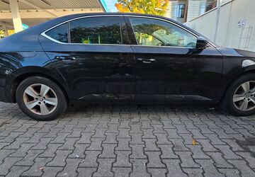 Skoda Superb 116.246 km 18.700 &euro; München 81475