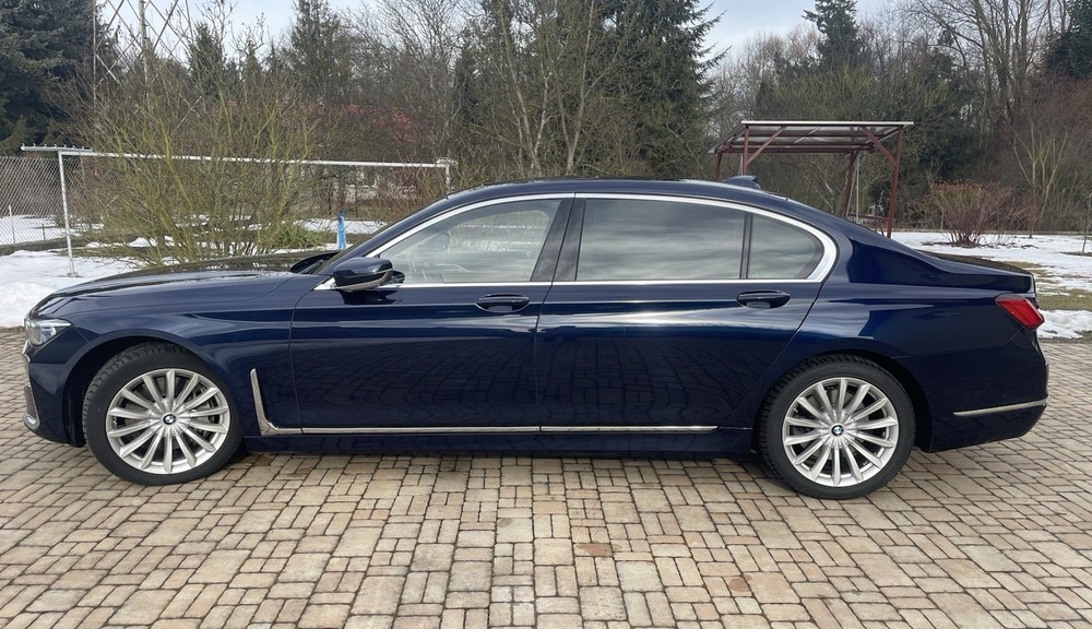 BMW 740Ld 217.000 km 49.900 &euro; München 80313
