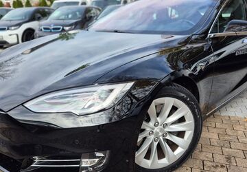 Tesla Model S 144.908 km 25.990 &euro; München 81247
