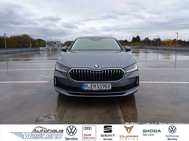 Skoda Superb 10.000 km 48.800 &euro; München 80686