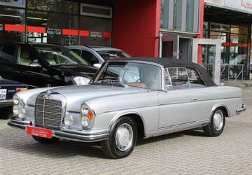 Mercedes-Benz 300 102.500 km 129.500 &euro; BAIERBRUNN bei München 82065