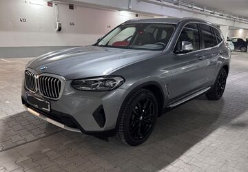 BMW X3 25.800 km 43.499 &euro; München 81379