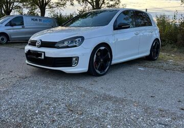 VW Golf 151.000 km 13.300 &euro; München 81739