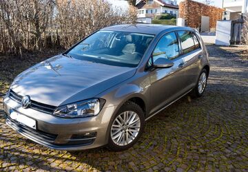 VW Golf 112.000 km 10.900 &euro; München 81545