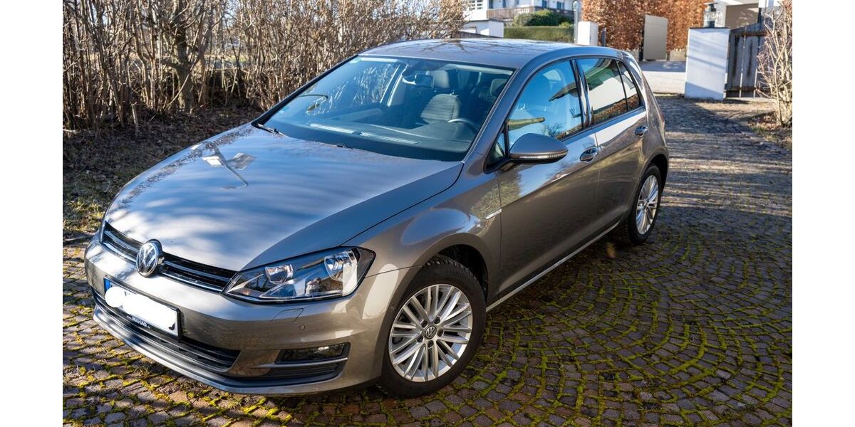 VW Golf 112.000 km 10.900 &euro; München 81545