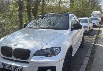 BMW X6 163.000 km 16.000 &euro; München 81377