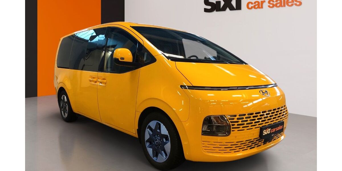 Hyundai STARIA 99.026 km 31.440 &euro; Garching 85748