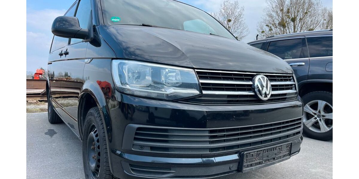 VW T6 Transporter 355.605 km 17.017 &euro; München 80939