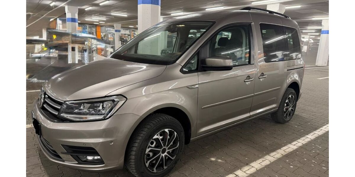 VW Caddy 123.000 km 14.900 &euro; München 80689