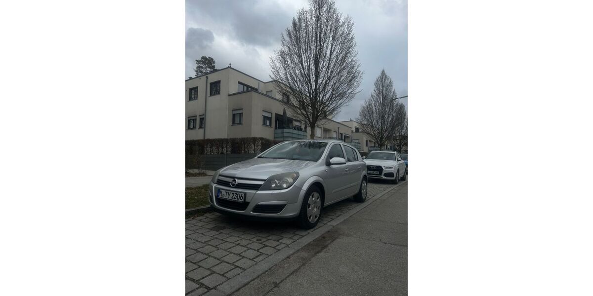Opel Astra 172.000 km 1.600 &euro; München 81925