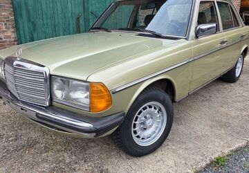 Mercedes-Benz 230 101.000 km 13.500 &euro; München 80803