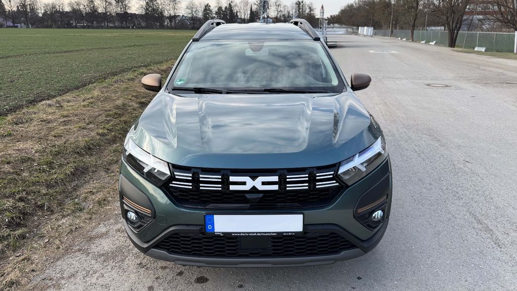 Dacia Jogger 22.000 km 17.500 &euro; München 81241