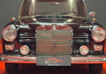 Mercedes-Benz 190 26.723 km 22.900 &euro; München 80538